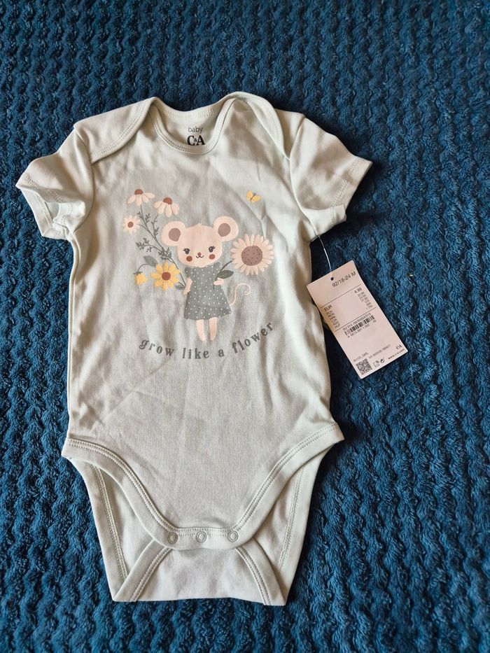 Body bébé fille taille 18-24mois Neuf