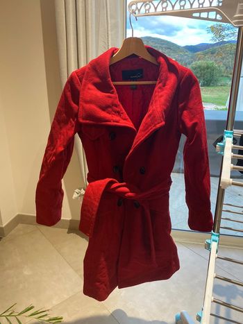 Manteau rouge Mango