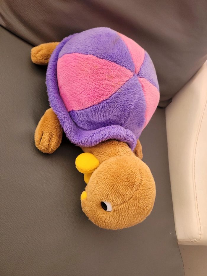 Grosse peluche tortue