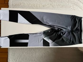 Legging sport Reebok taille XS noir/gris