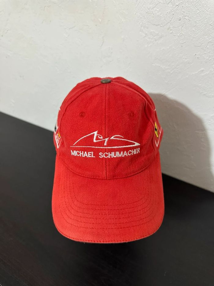 Casquette Ferrari x Marlboro - photo numéro 15