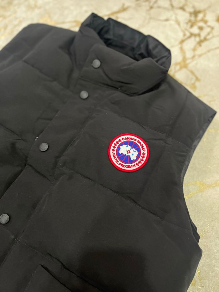 Canada goose sans manche noir - photo numéro 2