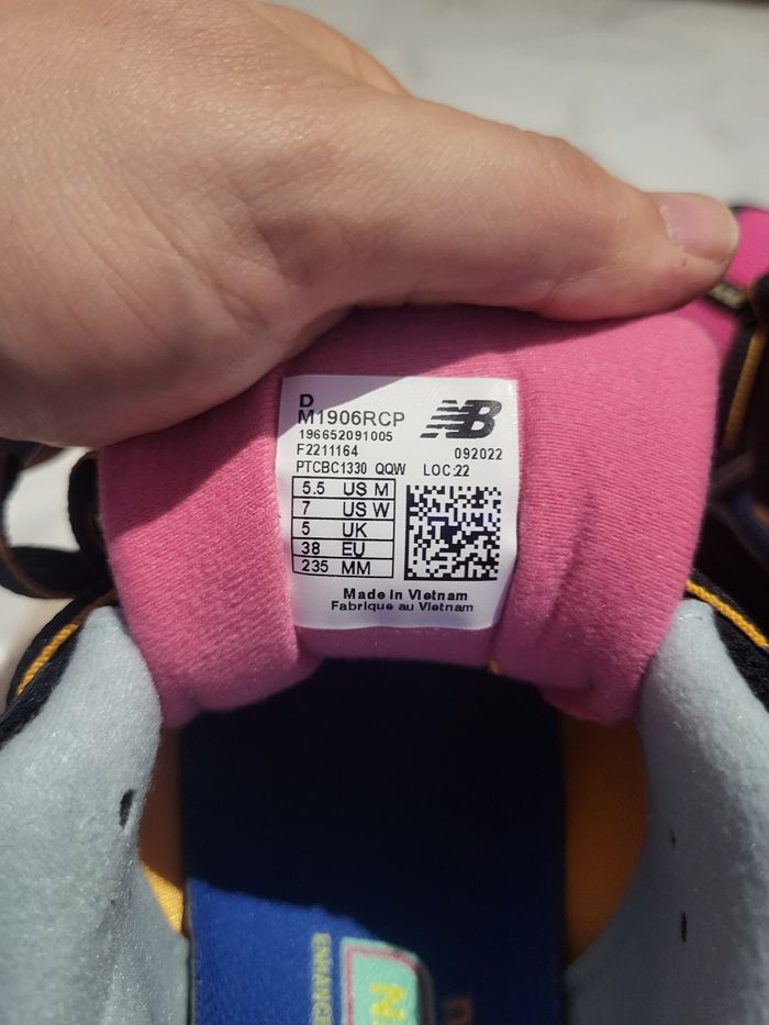 Basket running New balance neon night 1906r - photo numéro 7