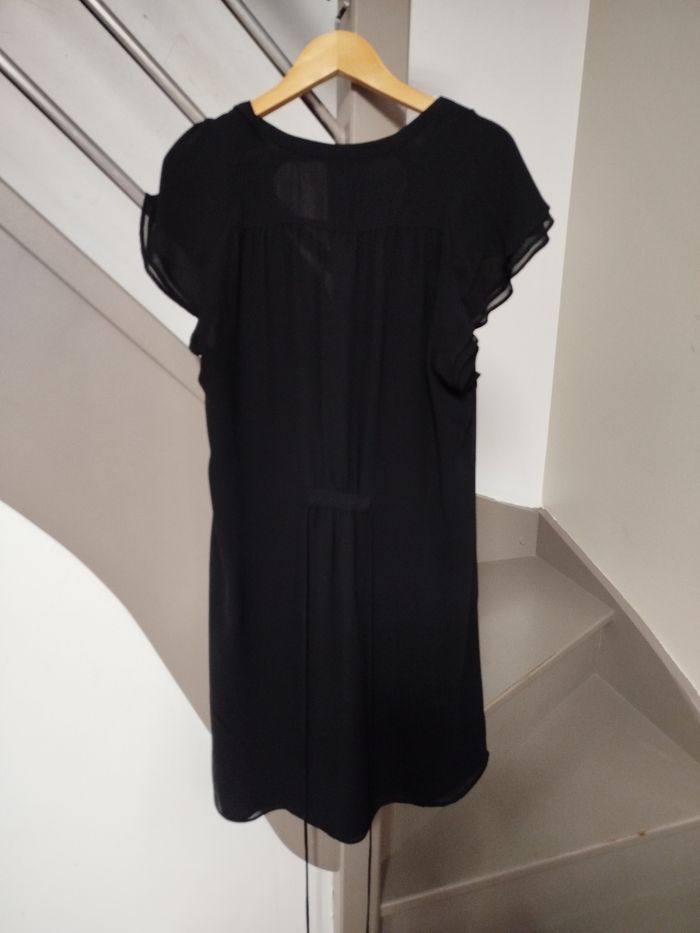 Robe noire - photo numéro 8