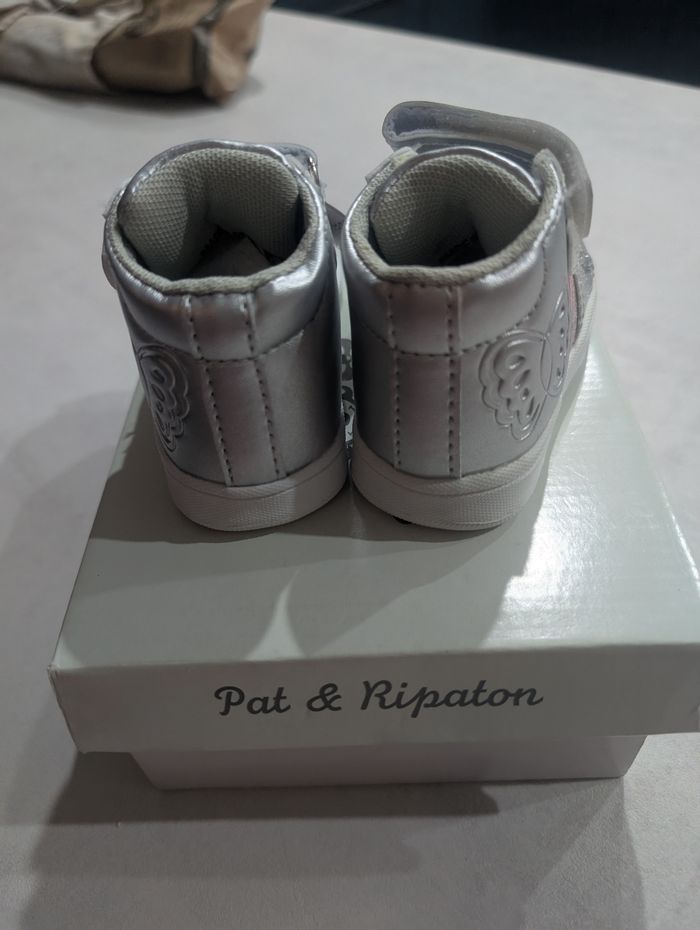 Chaussures basket sneakers taille 20 - photo numéro 3