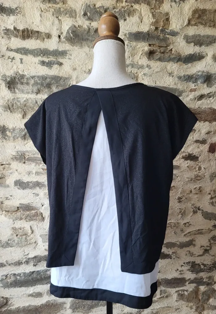Blouse manches courtes noire et blanche Charlott' Taille 42 44 - photo numéro 5
