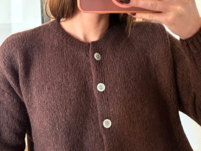 Gilet - Marron Chocolat - A Boutonner - Décontracté - Cocooning - Automne - photo numéro 2