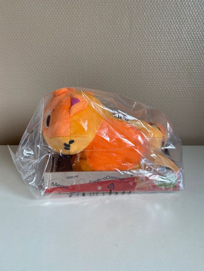 Peluche chat rampant B toys - photo numéro 3