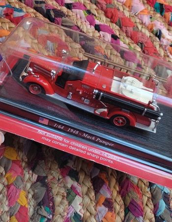 Camion de Pompier de Collection 1948 Mack Pumper, voiture de collection