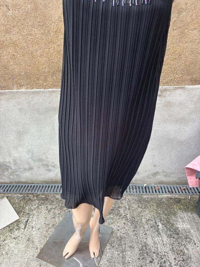 Robe de soirée breal noir avec des perles - photo numéro 2