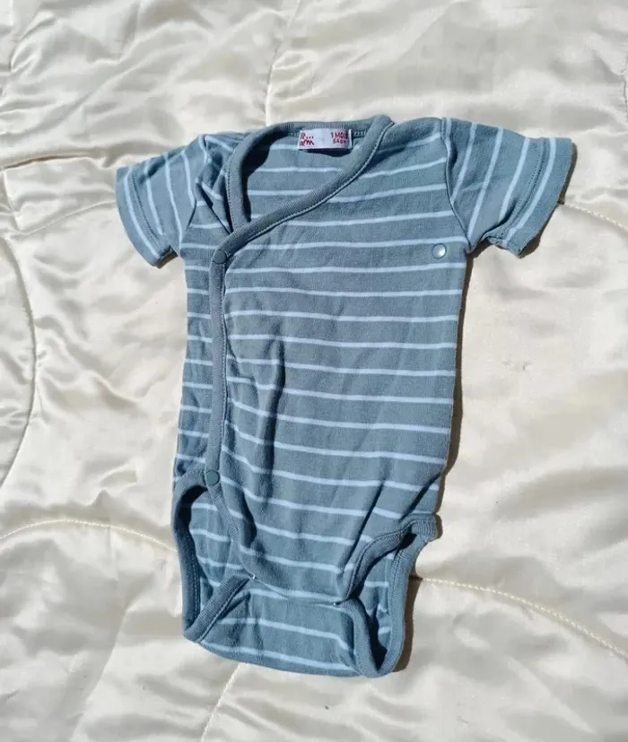 Body manches courtes gris rayé blanc DPAM 1 mois 54 cm