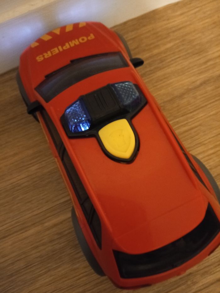 Voiture pompier - photo numéro 5