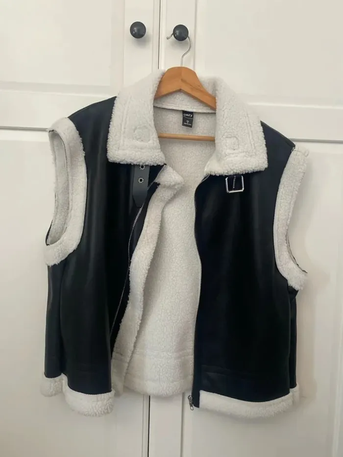 Veste sans manche trop beau