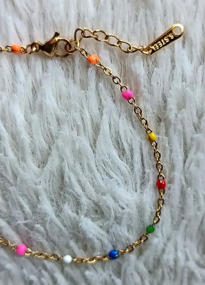 Bracelet chaîne dorée acier inoxydable couleur or perles émaillée résines multicolores - photo numéro 3