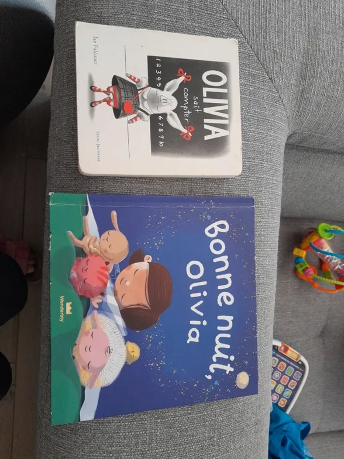 2 livres "Olivia"