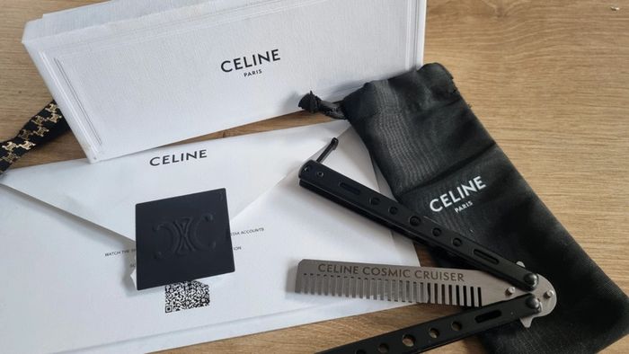 Peigne Céline neuf et authentique dans sa boîte et le pochon - photo numéro 3