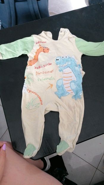 Pyjama léger taille 6 mois