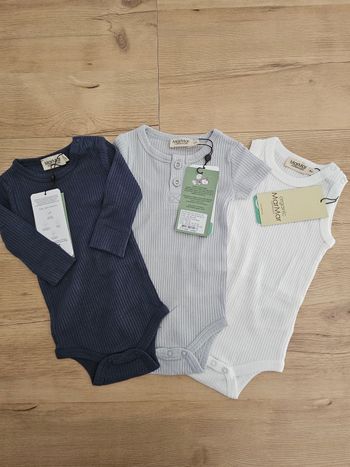 Lot 3 bodies MarMar Copenhagen 2 mois