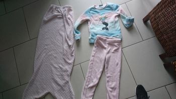 Pyjama polaire Sirène avec queue Neuf 8 ans