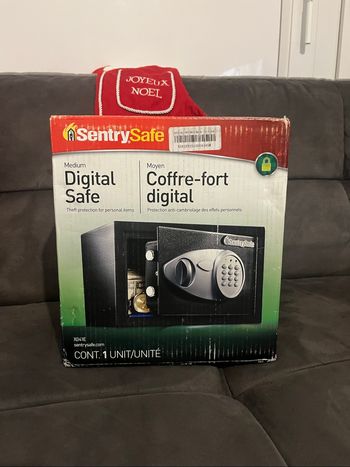 Coffre fort digital Sentrysafe