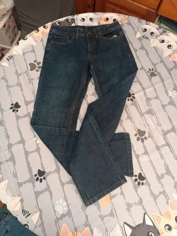 Jean Kiabi regular fit XS 14 ans très bon état