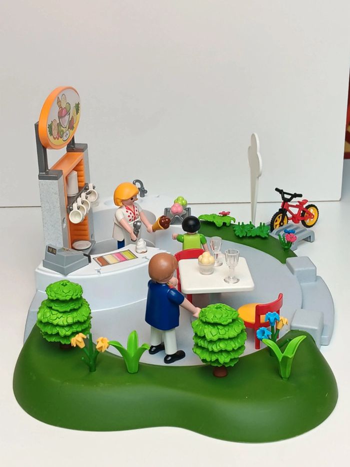 Lot figurines playmobil le glacier - photo numéro 4