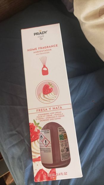 Mikado senteur fraise chantilly neuf 