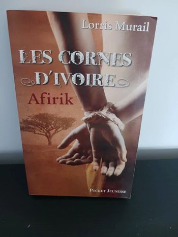 Roman Les cornes d ivoire