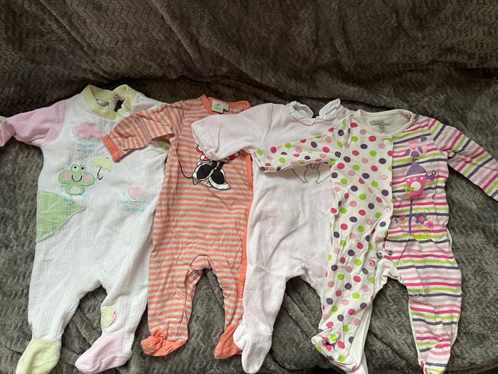 Lot vêtements bébé fille 3 mois - photo numéro 2