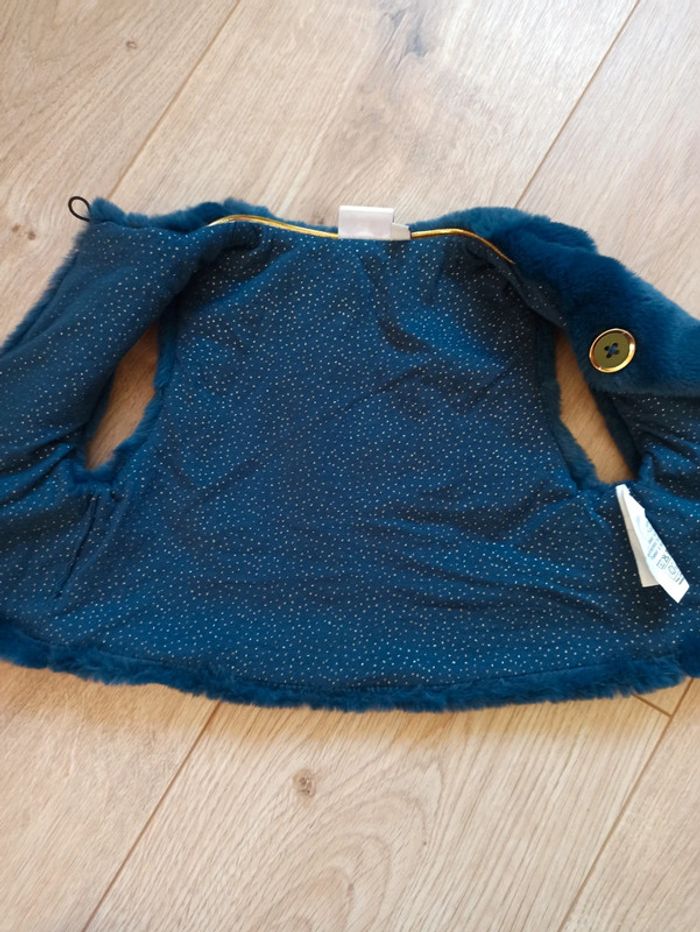 Robe avec gilet fourrure - photo numéro 4