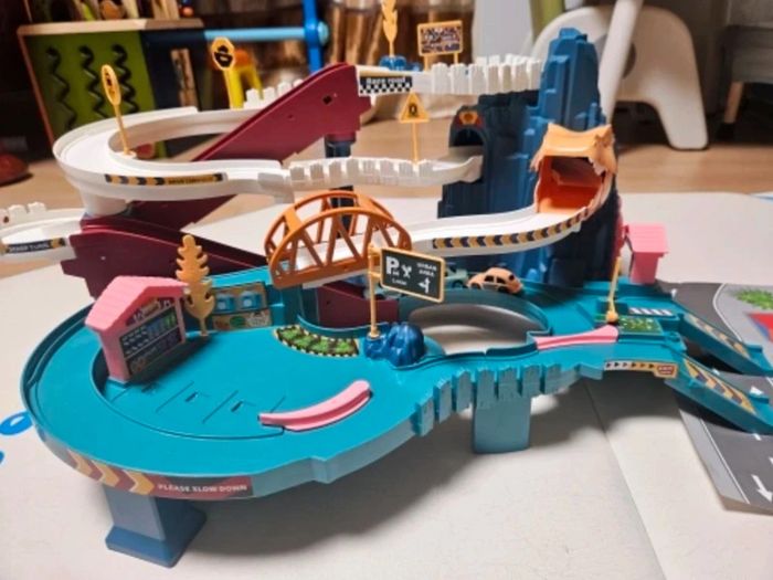 Grand garage circuit voiture jouet enfant neuf