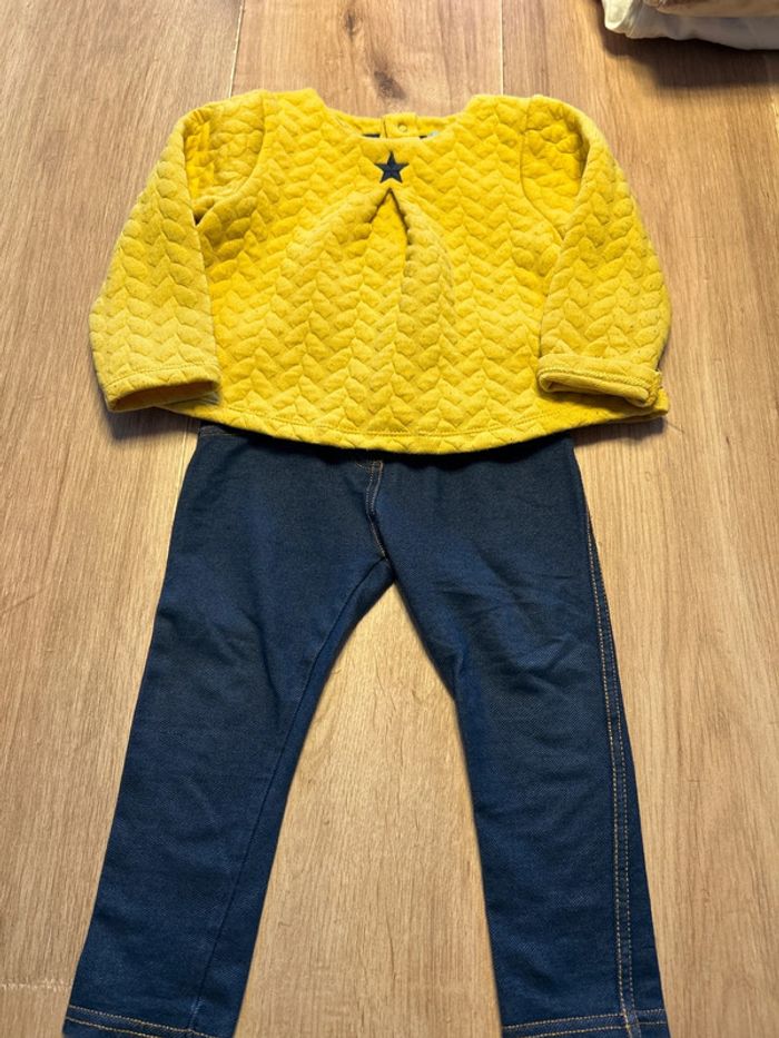 Ensemble blouse et legging 18 m