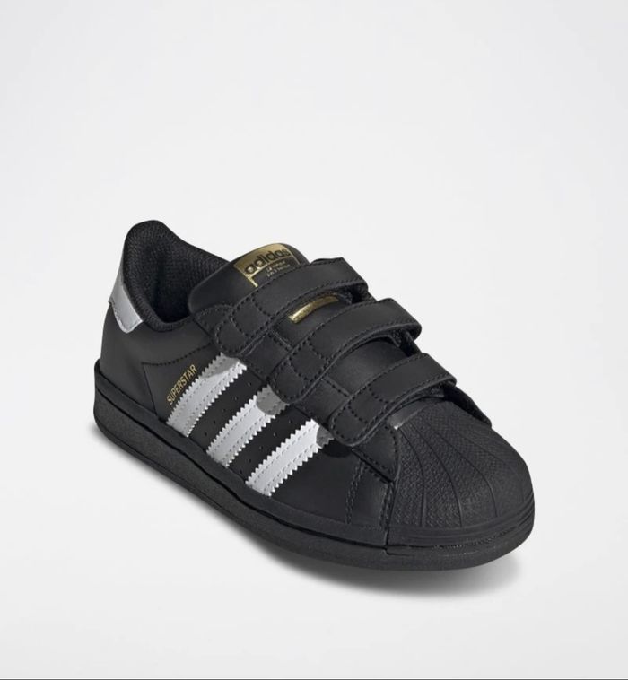 Chaussures adidas enfants neuf