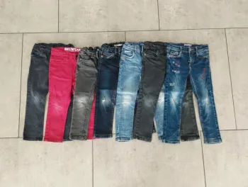 Lot jeans slim taille 3 ans