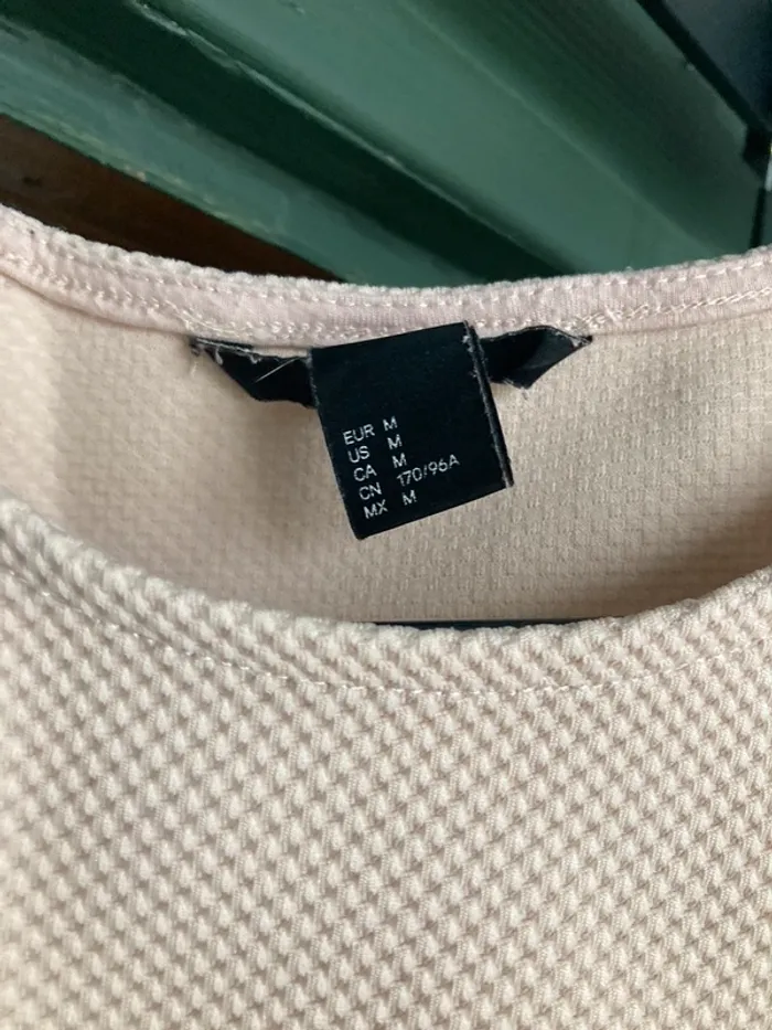 Haut à volant rose - photo numéro 4