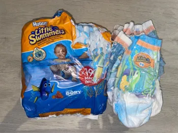 Lot de 22 couches bébé Huggies piscine taille 5-6