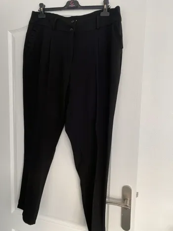 Superbe tailleur pantalon