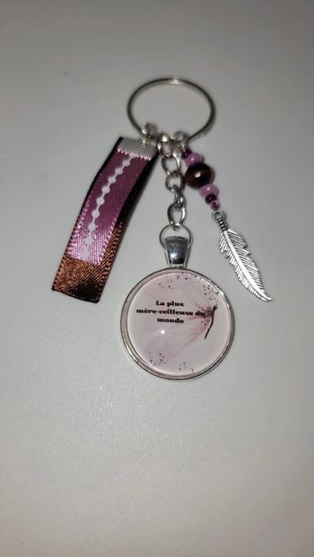 Cadeau maman,porte clé message " la plus mère veilleuse du monde"