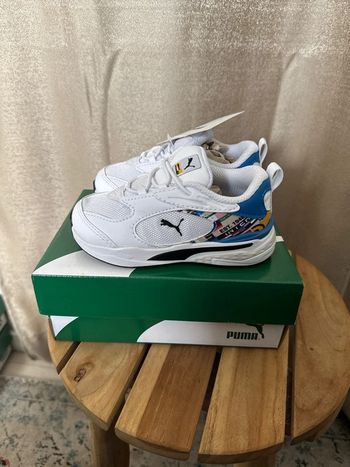 Baskets Puma bébé blanches neuves – Taille 23