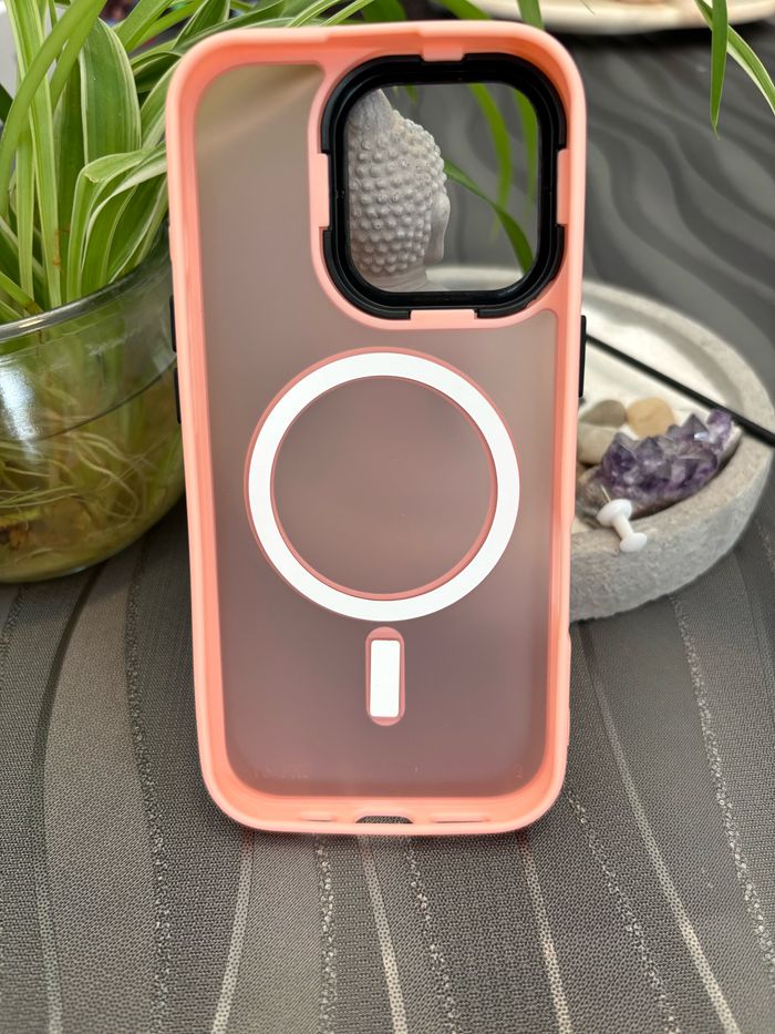 Coque iPhone 16 pro - photo numéro 2