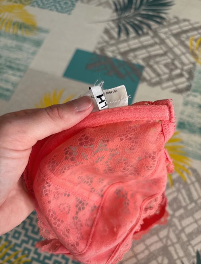 Soutien gorge - photo numéro 2