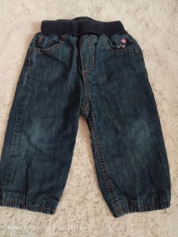 Jean bouffant taille 12 mois