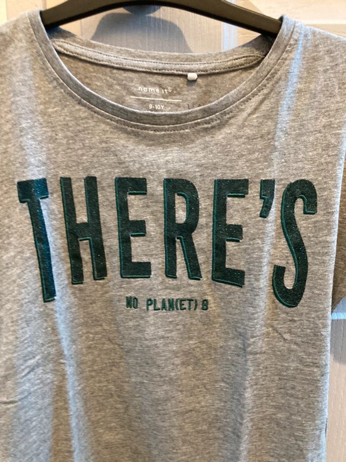 TEE shirt name It 9/10 ans - photo numéro 2