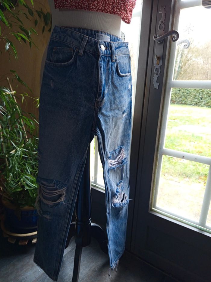 Jeans Bershka t32 tbe - photo numéro 2