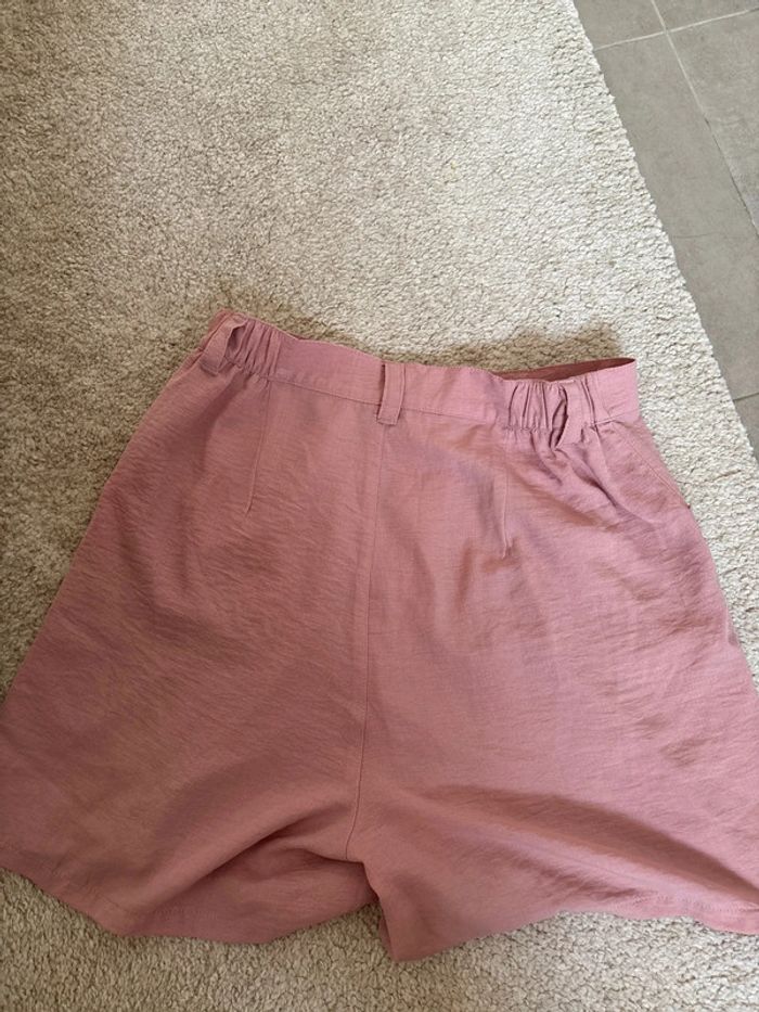 Short fluide rose pale Asos taille 40/L - photo numéro 5