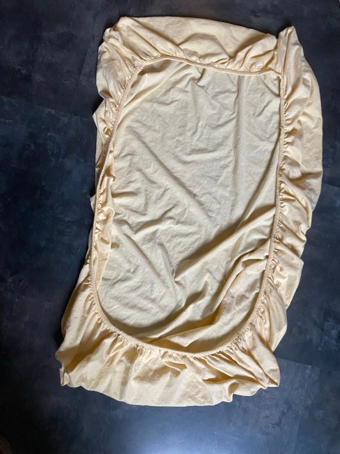 Drap housse jaune pour lit bébé 60 x 120 cm - photo numéro 7