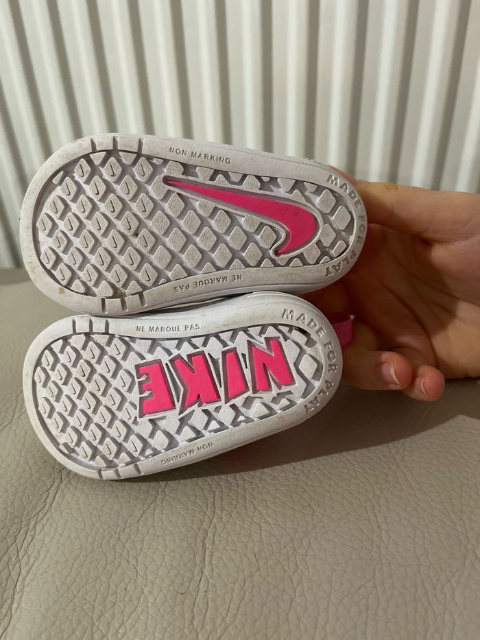 Baskets Nike 18.5 - photo numéro 3
