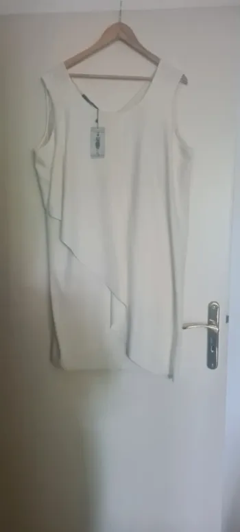 Robe blanche violeta by mango