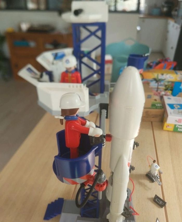 Fusée playmobil son et lumière - photo numéro 2