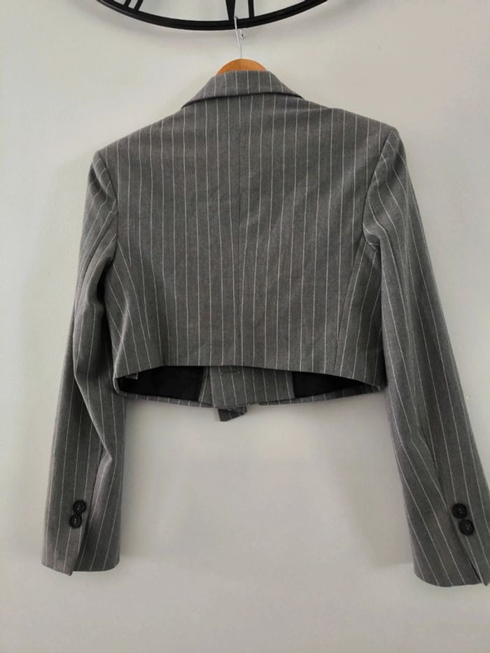 Blazer court Bershka Taille S - photo numéro 6